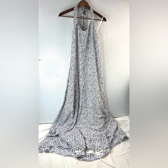 Vineyard Vines 8 Preppy Silk Halter Navy and White Resortwear Maxi Dress - Picture 9 of 9